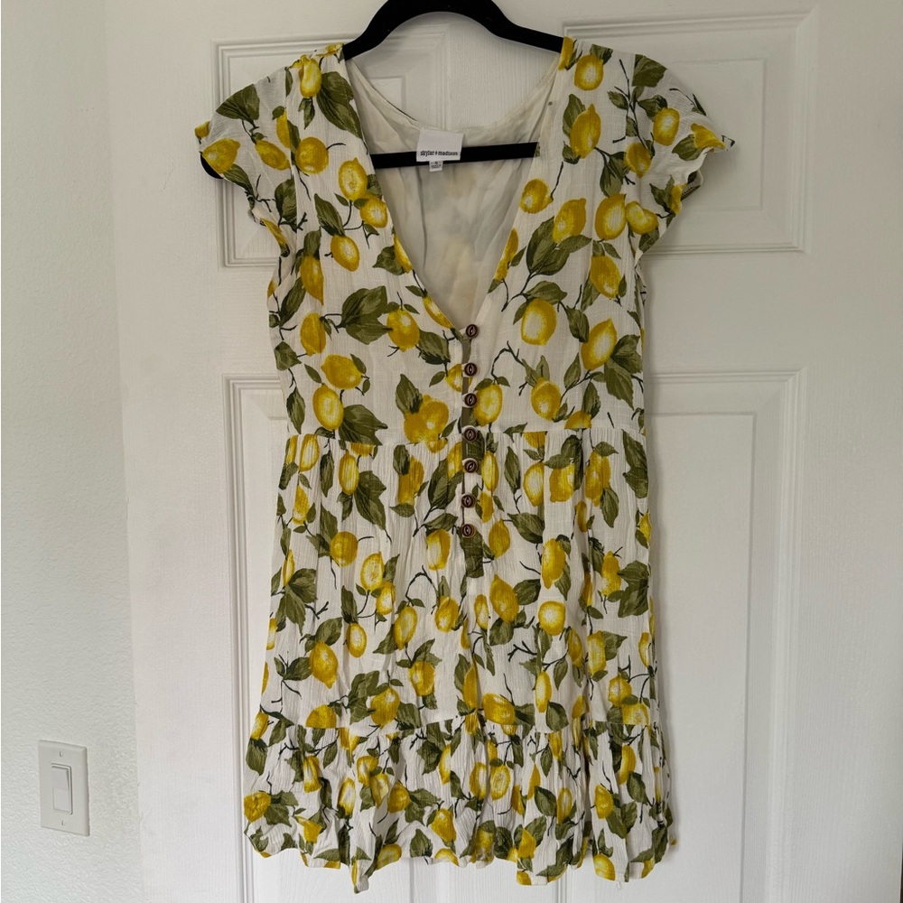 Skylar & Madison Mini Dress from Vici – Size Small